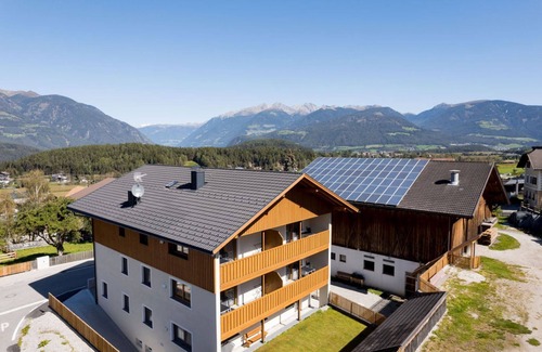 Santo Stefano Apartment | Holiday Apartment 'Obergasserhof Hüttengaudi' with Mountain View, Shared Garden & Wi-Fi