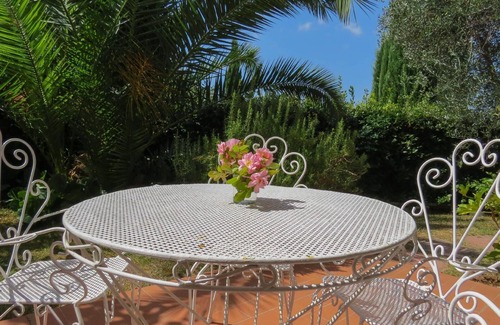 Pomaia Apartment | Holiday apartment Pomaia for 1 - 6 persons with 2 bedrooms - Holiday apartment