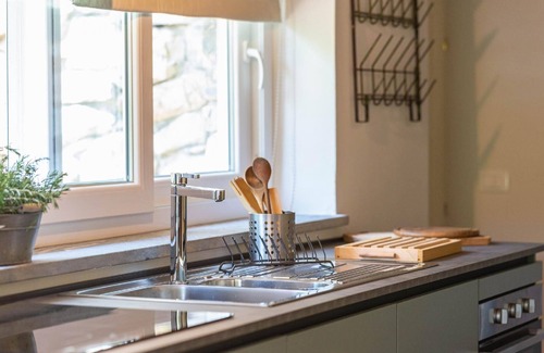 Pomaia House | Holiday apartment Pomaia for 1 - 5 persons with 2 bedrooms - Holiday house