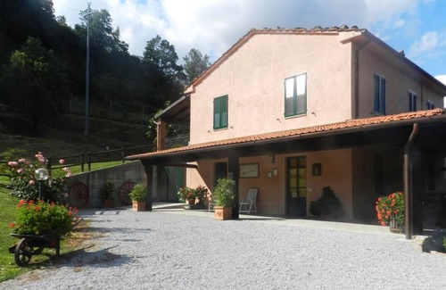 San Marcello Piteglio Apartment | Holiday apartment Popiglio for 2 - 6 persons with 2 bedrooms - Holiday apartment