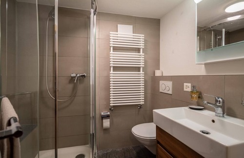 S-chanf Other | Holiday apartment S-chanf for 1 - 5 persons with 3 bedrooms - Farmhouse