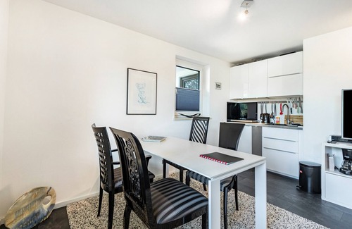 Egloffstein Apartment | Holiday Apartment 'Schlossblick' with Private Terrace, Balcony and Wi-Fi