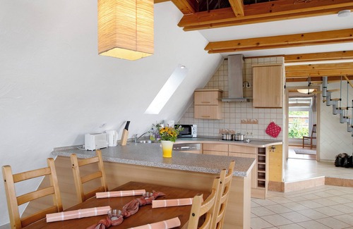 Biestow Apartment | Holiday Apartment 'Wellness Ferienwohnung Müller' with Private Terrace, Private Garden and Wi-Fi