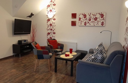 Langballig Apartment | Holiday Apartment "Wikingerland Typ 1 Erdgeschoss" with Private Terrace, Shared Garden & Wi-Fi