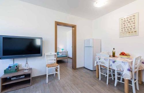 Jurandvor Apartment | Holiday apartment with shared swimming pool