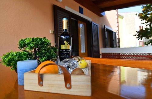 Plomin Apartment | Holiday apartment with harbour view