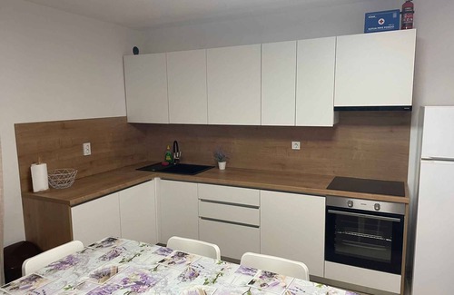 Klanfari Apartment | Holiday apartment with air conditioning and sea views