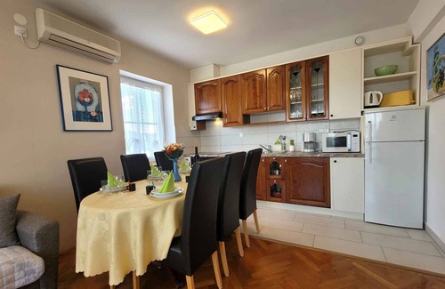 Sveti Anton Apartment | Holiday apartment with air conditioning and WLAN