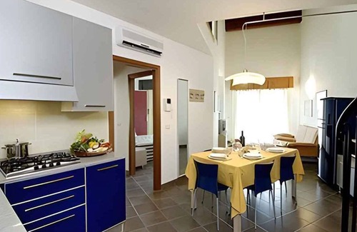 Bibione Pineda Apartment | Holiday apartment with terrace and air conditioning