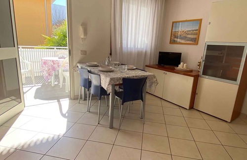 Bibione Apartment | Holiday apartment with air conditioning and communal pool