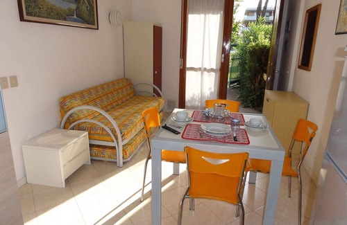 Bibione Lido dei Pini Apartment | Holiday apartment with communal pool