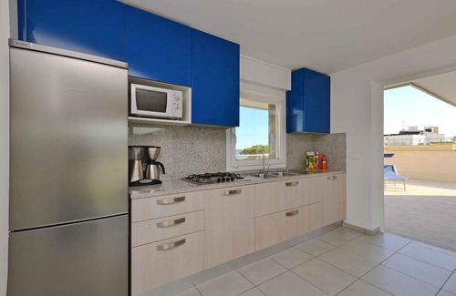 Lignano Sabbiadoro Apartment | Holiday apartment with large panoramic balcony with sea view