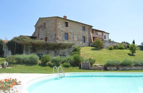 Asciano Apartment | Holiday apartment with swimming pool, strade bianche, swimming pool, view