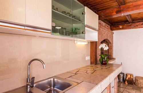 Povile Apartment | Holiday apartment with wifi and air conditioning