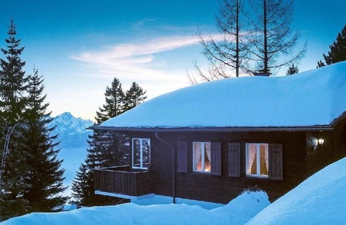 Vitznau Apartment | Holiday chalet Rigirolle, 1st floor with balcony