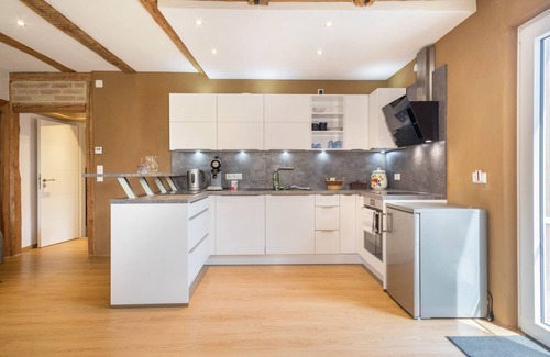 Kressbronn Apartment | Holiday Apartment "Lang" with Mountain View, Balcony & Wi-Fi