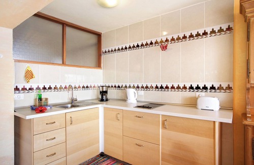 La Matanza de Acentejo Apartment | Holiday Apartment "En Jardín Mariposa" with Sea View, Shared Pool & Wi-Fi