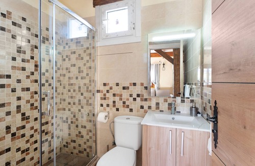 El Roque House | Holiday Home 'Villa La Casita' with Mountain View, Private Garden and Wi-Fi