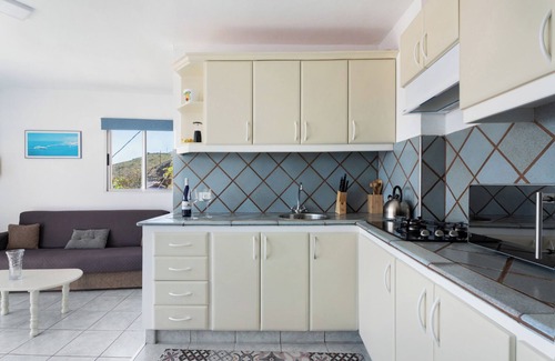 Puerto de la Estaca House | Holiday Home 'Puerto De La Estaca 1' with Sea View and Private Terrace