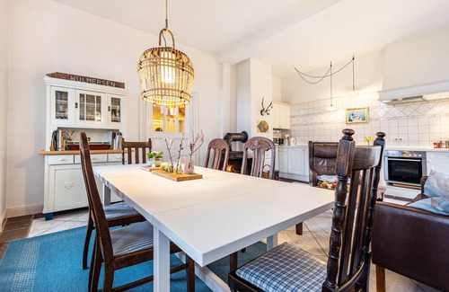 Trendelburg Apartment | Holiday flat 'Apartment Burggarten' with dream view and terrace