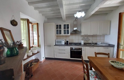 Strettoia Apartment | holiday flat 'Casa Peppina' with terrace