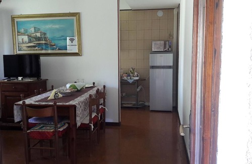 Noventa di Piave House | Holiday flat on a walled property