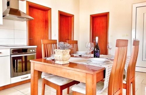 Malinska Apartment | Holiday flat with a view of the water