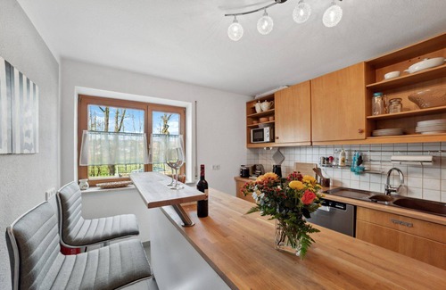 Wilhermsdorf Apartment | Holiday flat with private entrance and WLAN