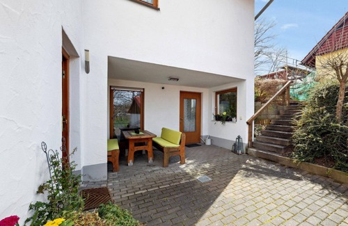 Wilhermsdorf Apartment | Holiday flat with private entrance and WLAN