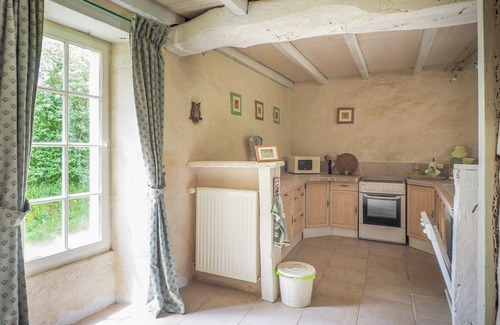 Saint-Laurent-de-la-Salle House | Holiday Home Saint-Laurent Pool Retreat