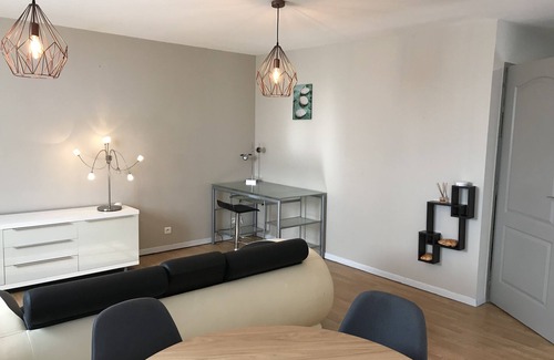 Villeneuve-les-Beziers Apartment | HOLIDAY APARTMENT