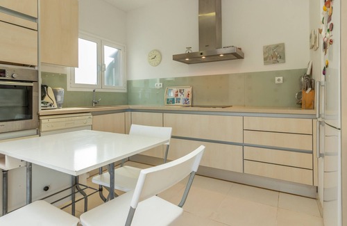 Sant Feliu de Guixols House | Holiday Home 'Casa Rosselló' with Sea View, Private Terrace and Wi-Fi