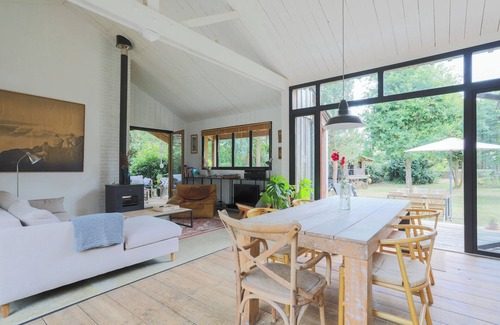 Etables-sur-Mer House | Holiday Home 'Gaetan' with Terrace, Private Garden and Wi-Fi