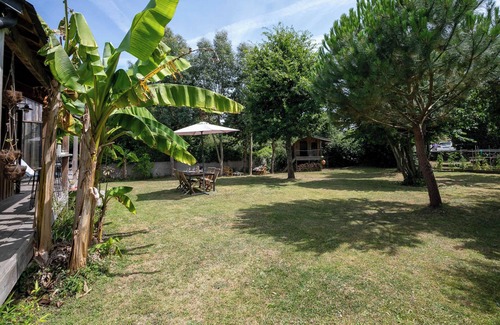 Etables-sur-Mer House | Holiday Home 'Gaetan' with Terrace, Private Garden and Wi-Fi