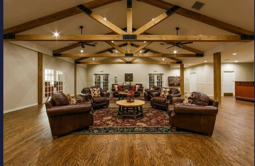 Branson Resort | Holiday Hills in Beautiful Branson Missouri a Holiday Inn Vacations Club Resort