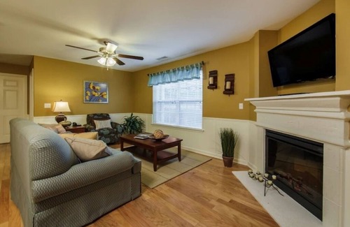 Branson Villa | Holiday Hills Resort at Branson - 1 Bedroom Villa