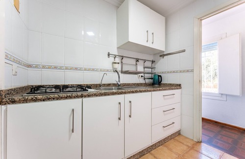 Alhaurin de la Torre House | Holiday Home 'Villa Namaste' with Mountain Views, Wi-Fi and Air Conditioning