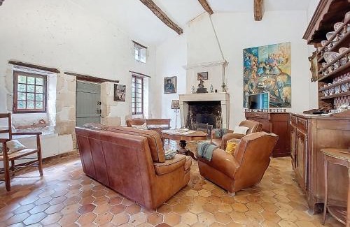 Sainte Gemme House | Holiday Home Petichaud by Interhome