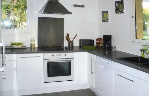 Grayan-Et-L'Hopital House | Holiday home with pool