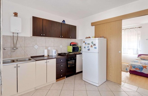 Rovanjska House | Holiday Home in Jasenice near Modrič Cave