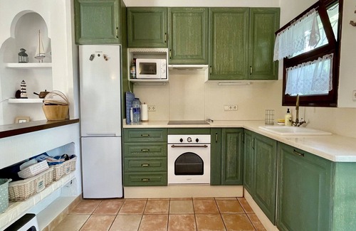 Pals House | Holiday home, 1 km from Pals Golf Course