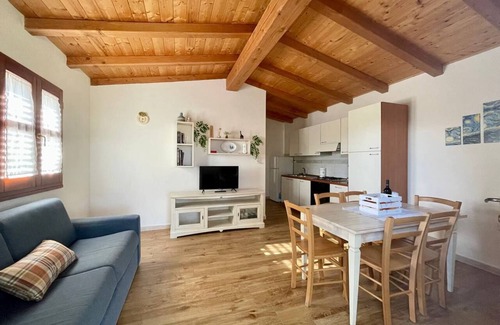 Orosei Apartment | holiday home 5 minutes from the sea, surrounded by nature