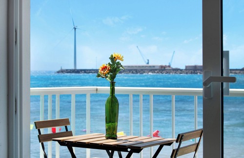 Playa de Arinaga House | Holiday Home Arinaga Arena and Mar Beach