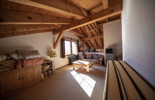 Albula-Alvra Ski Chalet | Holiday home Alvaneu for families