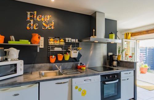 Tregunc House | Holiday Home Aven by Interhome