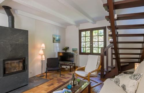Moelan-sur-Mer House | Holiday Home Bellevue by Interhome