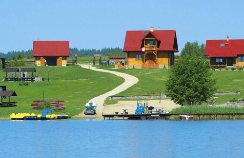 Blanki House | Holiday home by the lake Blanki in Suryty