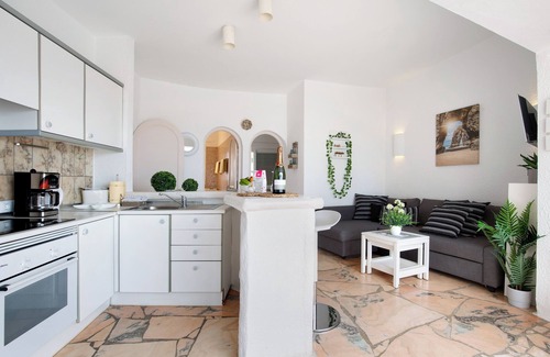 Bahia Calma House | Holiday Home "Casa Campana" with Sea View, Terraces & Wi-Fi