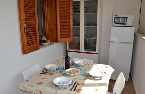 San Foca House | Holiday Home 'Casa con clima per 6' with Balcony, Pet-Friendly