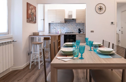 Costa Masnaga House | Holiday Home 'Casa Margherita' with Wi-Fi